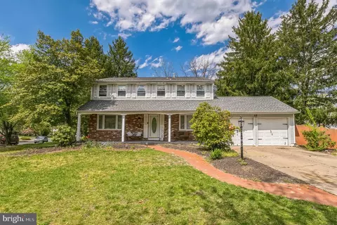 48 Bryant Rd, Blackwood, NJ 08012