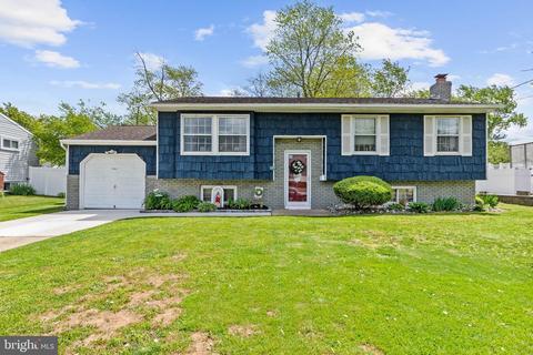 1654 Silver Birch Rd, Williamstown, NJ 08094
