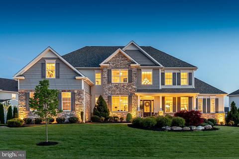 136 Roseum Way, Mullica Hill, NJ 08062