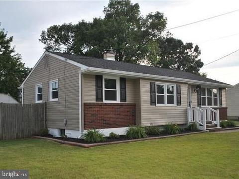 1004 Simpson Ave, National Park, NJ 08063