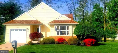 304 Saint Thomas Blvd, Williamstown, NJ 08094