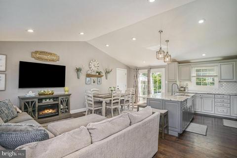 1304 Coatsbridge Rd, Williamstown, NJ 08094 photo 5