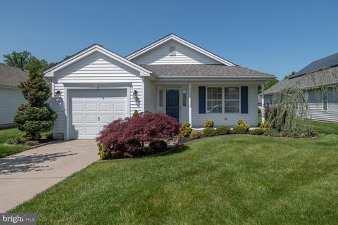15 Autumn Ln, Sewell, NJ 08080