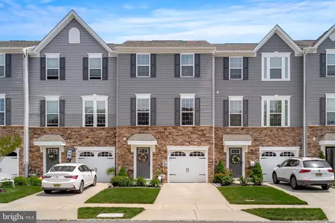 307 Pinnacle Pl, Sewell, NJ 08080