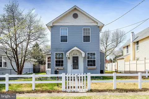 614 Asbury Ave, National Park, NJ 08063