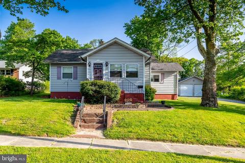 818 Chestnut Ave, Woodbury Heights, NJ 08097