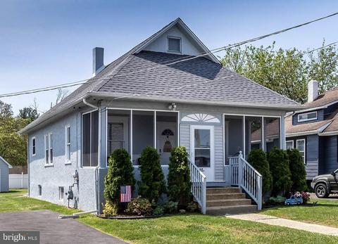 46 W Broad St, Gibbstown, NJ 08027