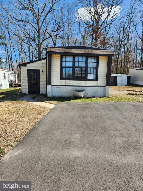 306 Kentucky Ave, Williamstown, NJ 08094