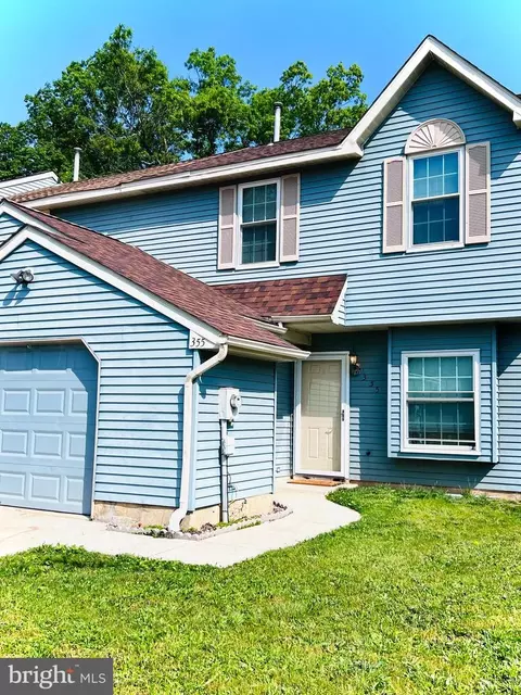 355 Brookdale Blvd, Williamstown, NJ 08094