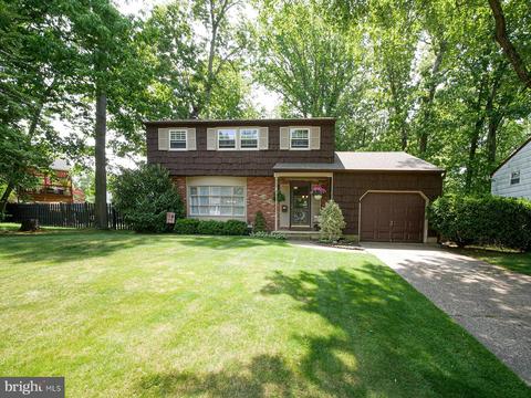 803 Westminster Blvd, Blackwood, NJ 08012