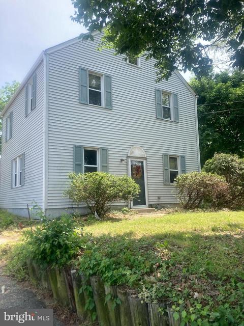 620 Auburn Ave, Swedesboro, NJ 08085