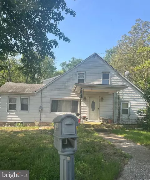520 Whig Ln, Glassboro, NJ 08028