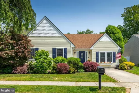 111 New Jersey Ave, National Park, NJ 08063