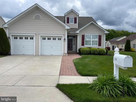 24 Caserta Dr, Sewell, NJ 08080