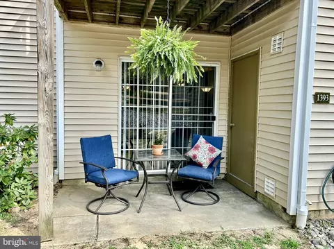 1393 Tristram Cir, Mantua, NJ 08051