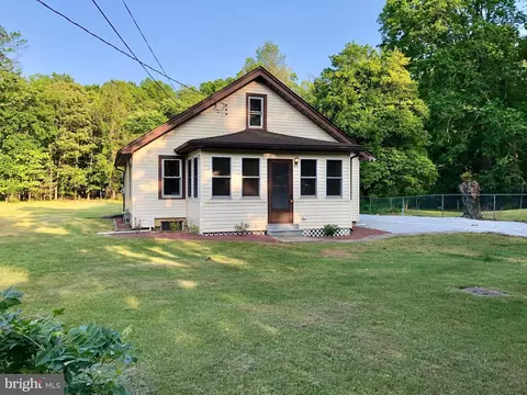 1740 Janvier Rd, Williamstown, NJ 08094