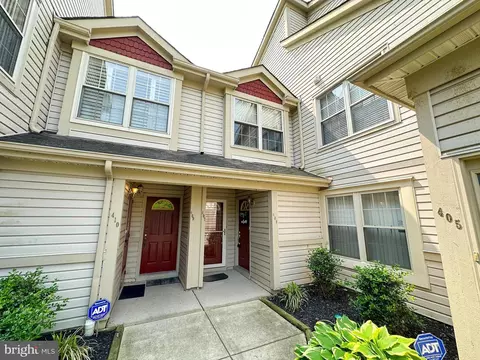 408 Steeplechase Ct, Woodbury, NJ 08096