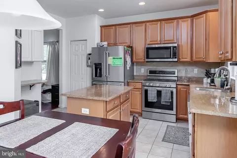 331 W Crossing Dr, Mount Royal, NJ 08061 photo 4