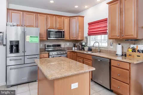 331 W Crossing Dr, Mount Royal, NJ 08061 photo 5
