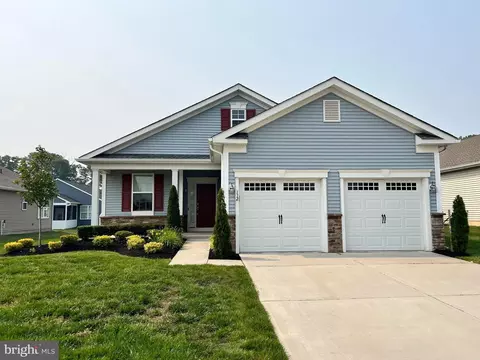 112 Huntly Ln, Williamstown, NJ 08094
