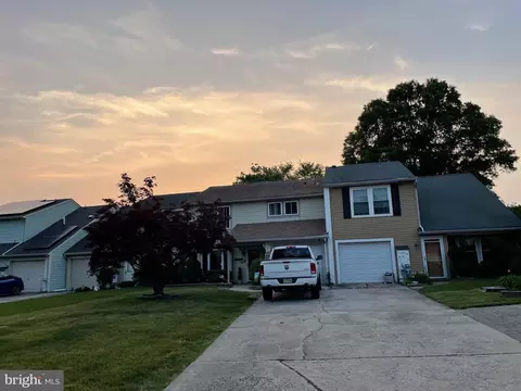 39 Fomalhaut Ave, Turnersville, NJ 08012