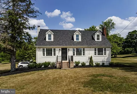814 Jackson Rd, Mullica Hill, NJ 08062