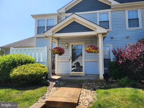 602 Steeplechase Ct, Woodbury, NJ 08096