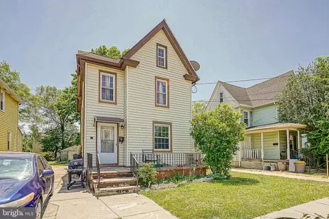 18 Roosevelt St, Paulsboro, NJ 08066