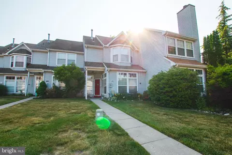823 Thoreau Ln, Williamstown, NJ 08094