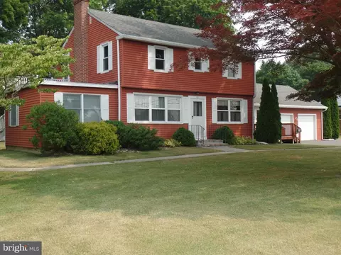 119 Pine St, Williamstown, NJ 08094