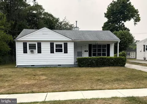 105 Wright Ave, Glassboro, NJ 08028