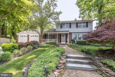 112 Saint Regis Dr, West Deptford, NJ 08096