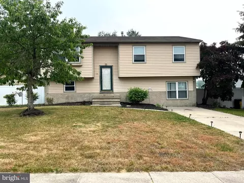 113 Raymond Dr, Sewell, NJ 08080