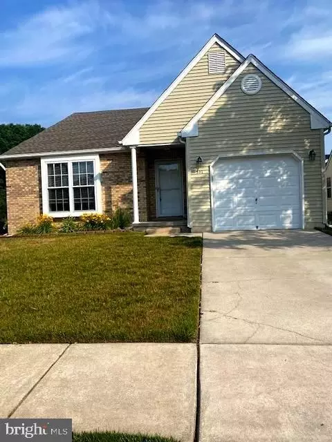 531 Doral Dr, Williamstown, NJ 08094