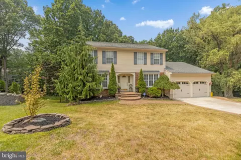109 Robert Ct, Blackwood, NJ 08012