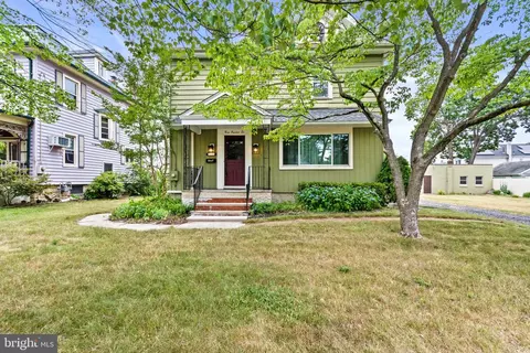 306 E Holly Ave, Pitman, NJ 08071 photo 2
