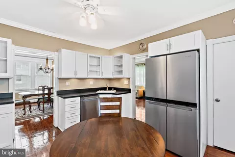 306 E Holly Ave, Pitman, NJ 08071 photo 20