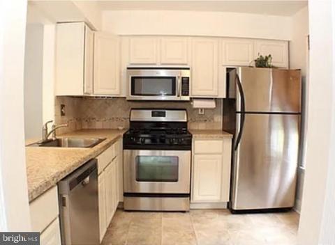 116 Devonshire Ct, Sewell, NJ 08080 photo 5