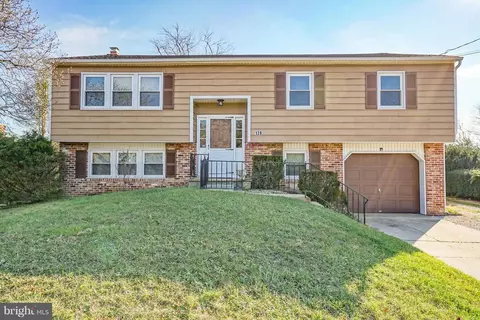 128 Berlin Cross Keys Rd, Williamstown, NJ 08094