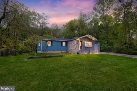 606 Bernard St, Clayton, NJ 08312
