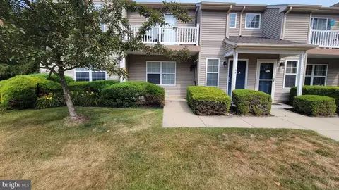 153 Crestmont Dr, Mantua, NJ 08051