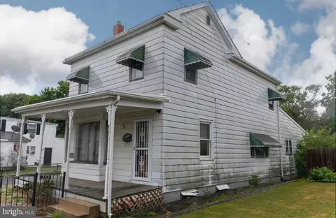 373 Blue Bell Rd, Williamstown, NJ 08094