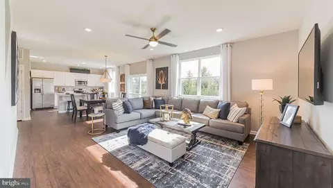 9 Cades Ct, Newfield, NJ 08344