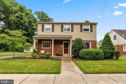 66 N Columbia St, Woodbury, NJ 08096