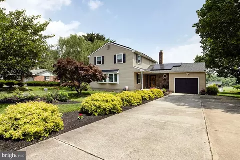 60 Harmony Rd, Mickleton, NJ 08056