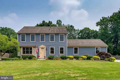 132 Franklin Dr, Mullica Hill, NJ 08062