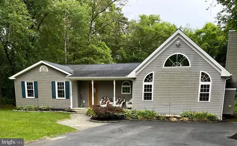 448 Magnolia Ave, Franklinville, NJ 08322