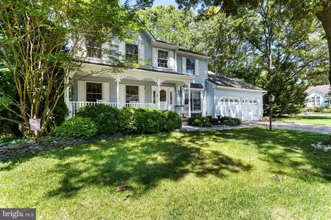 16 Cypress Ct, Glassboro, NJ 08028