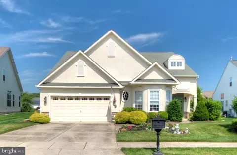 81 Snapdragon Ct, Sewell, NJ 08080