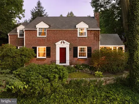 525 Park Dr, Woodbury, NJ 08096